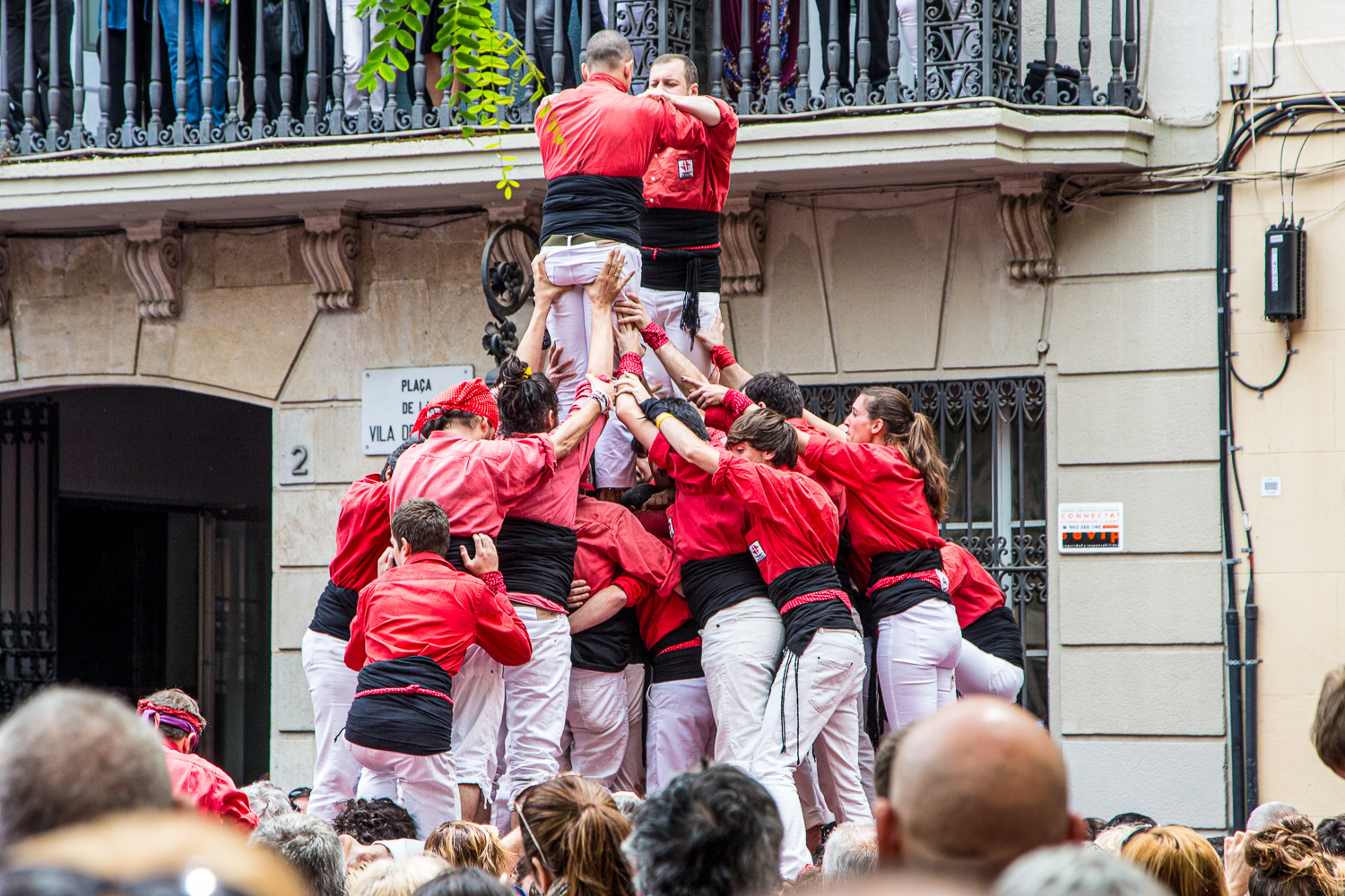 The Castellers of Barcelona | Travelsnapz | Travel stories and photos