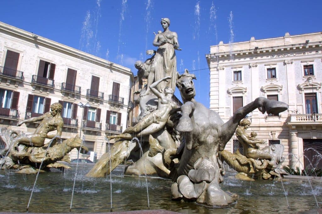 The fountain in the square on Ortigia Island. Syracusa